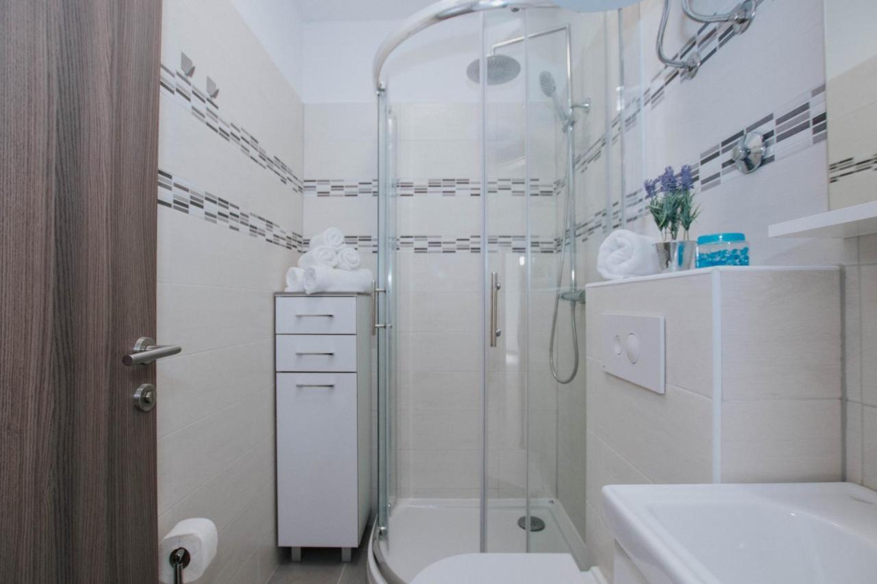 Blaise Apartment Трогир Екстериор снимка