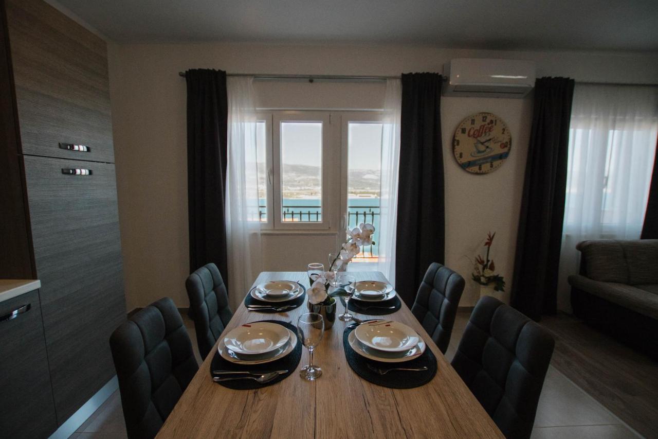 Blaise Apartment Трогир Екстериор снимка
