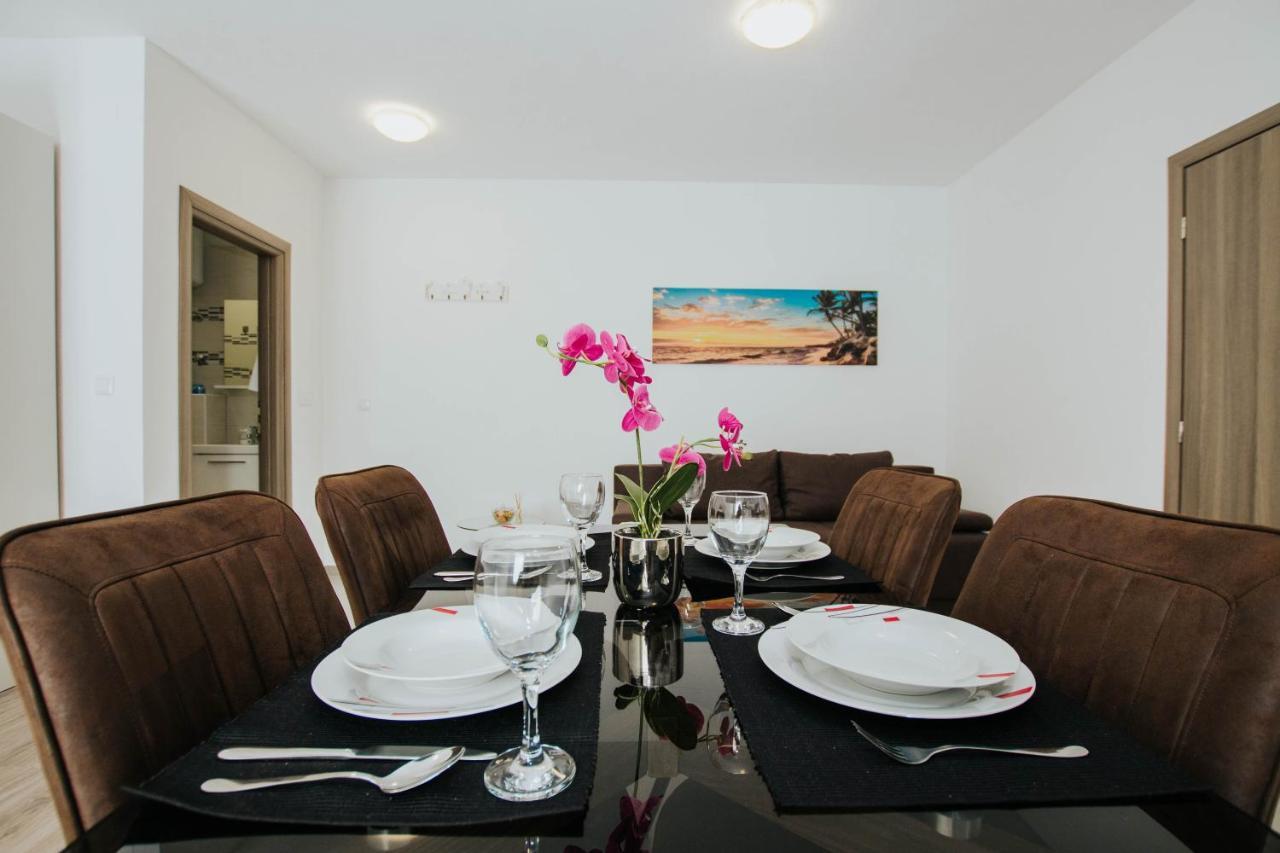 Blaise Apartment Трогир Екстериор снимка