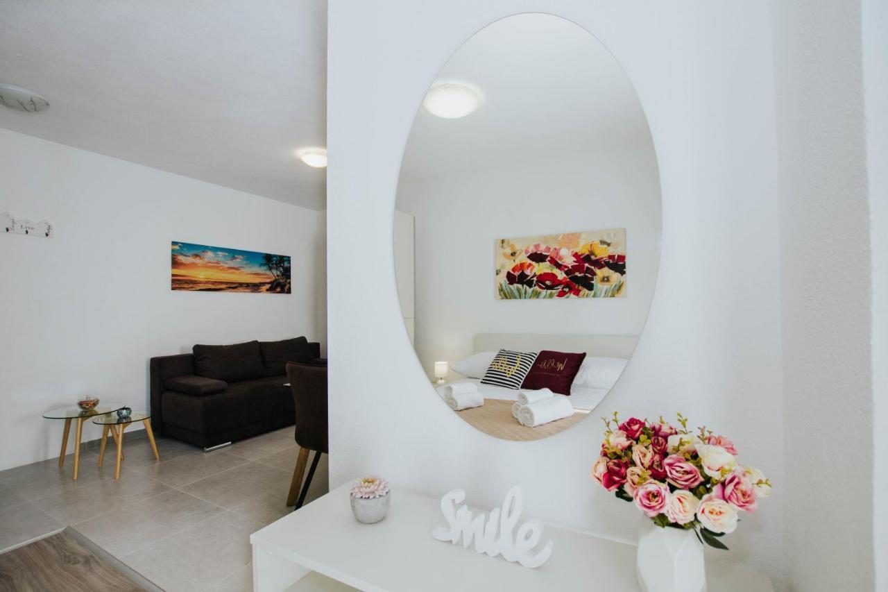 Blaise Apartment Трогир Екстериор снимка