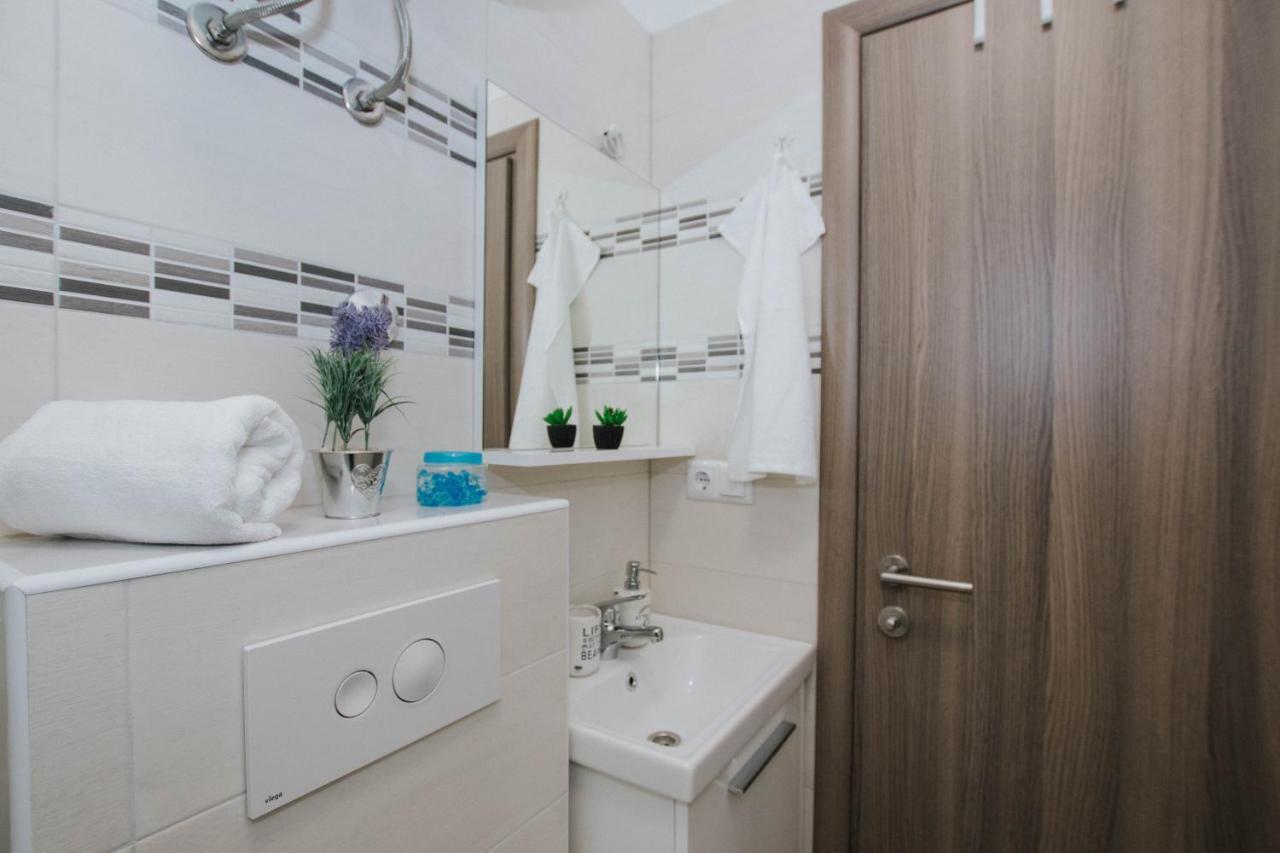 Blaise Apartment Трогир Екстериор снимка